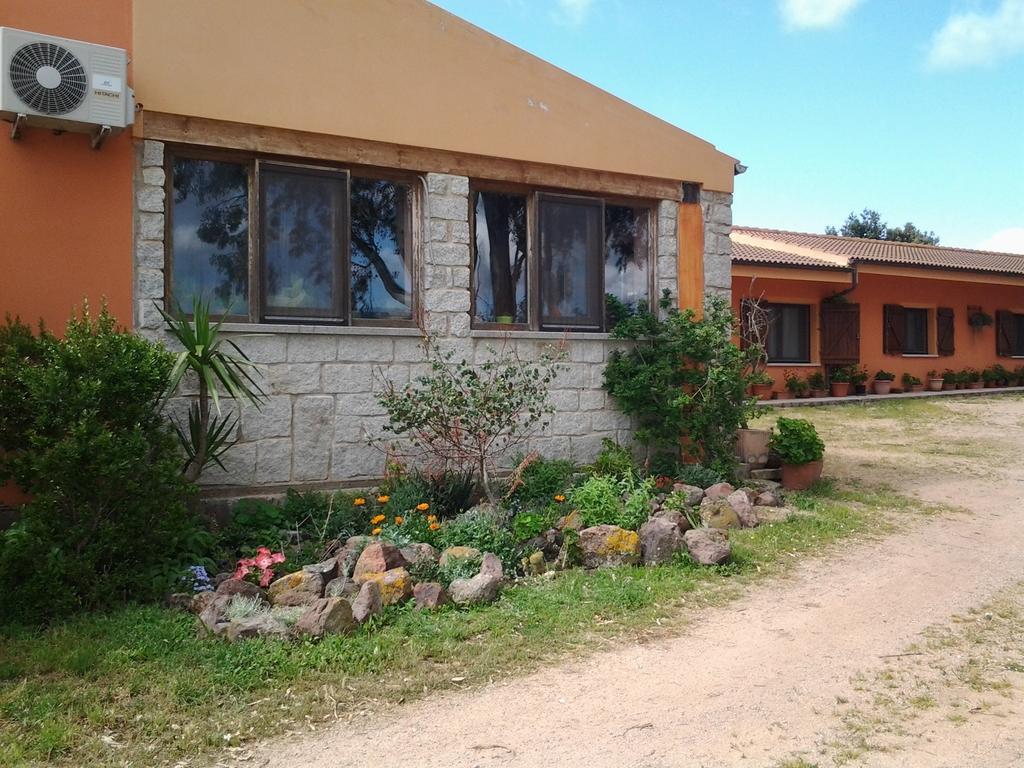 Agriturismo Spinalva Perfugas Екстер'єр фото